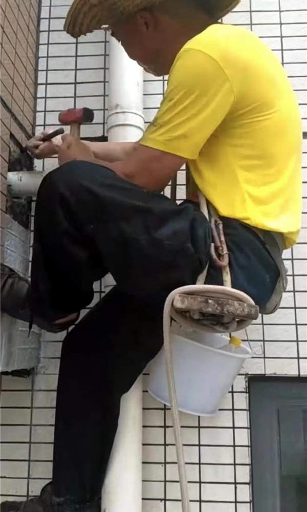 �ܵ����b���S��